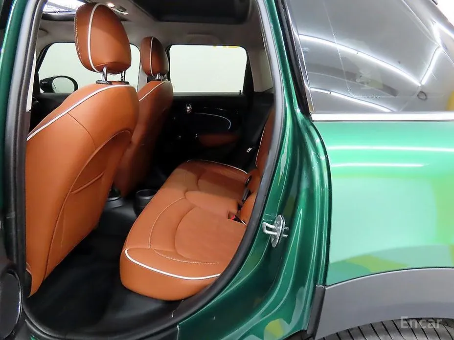 Фото 6 - Mini Cooper