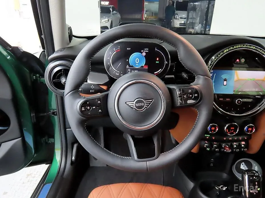 Фото 9 - Mini Cooper