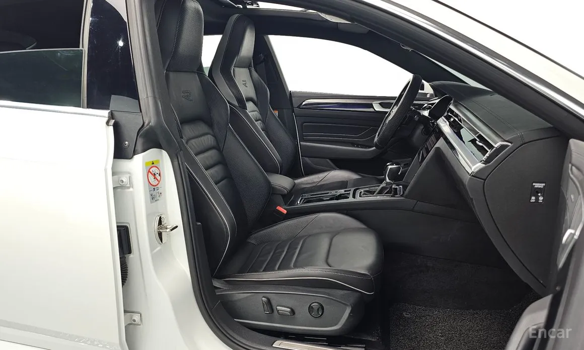 Photo 10 - Volkswagen Arteon