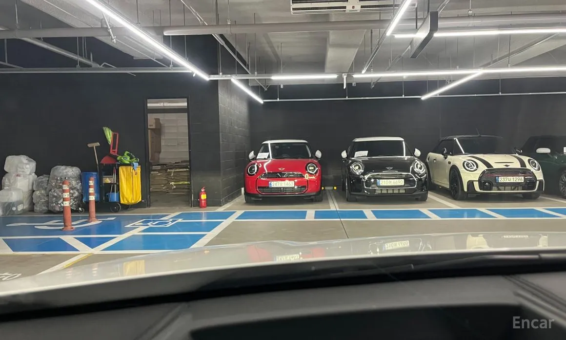 Фото 16 - BMW X2 (F39)