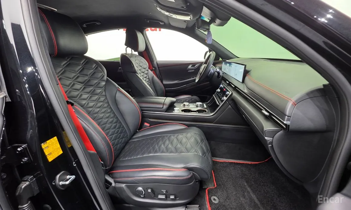 Фото 10 - Genesis GV80