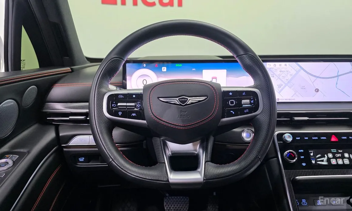 Фото 15 - Genesis GV80