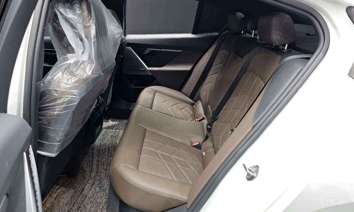 Фото 12 - BMW 5 Series