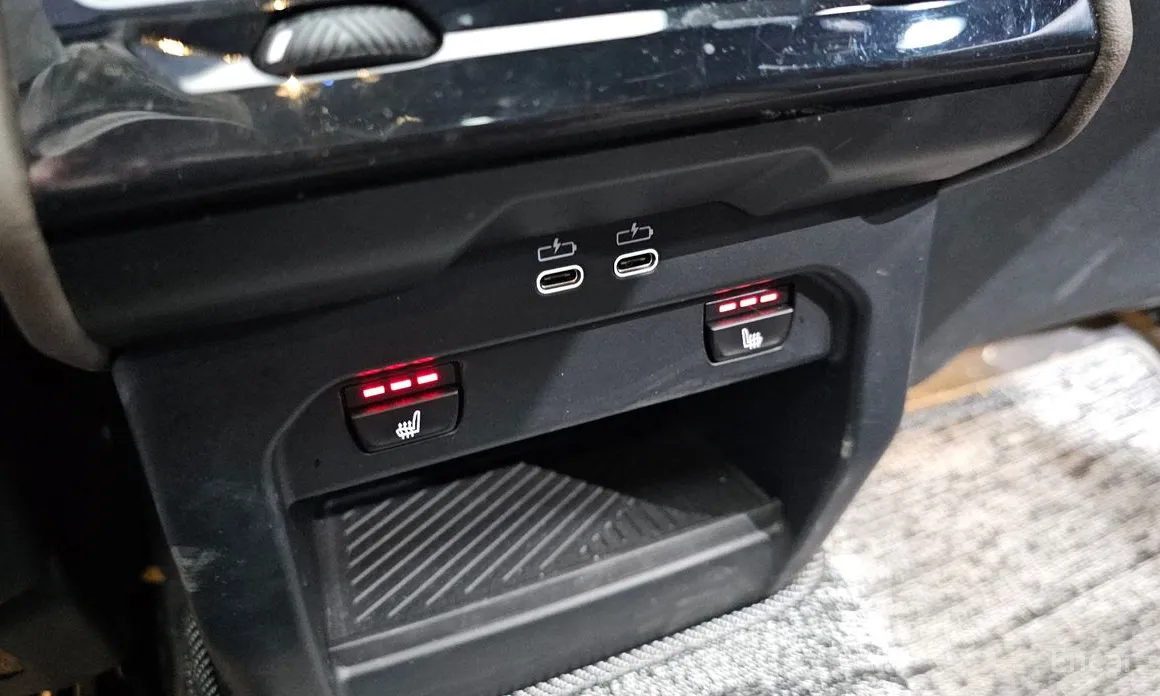 Фото 19 - BMW 5 Series