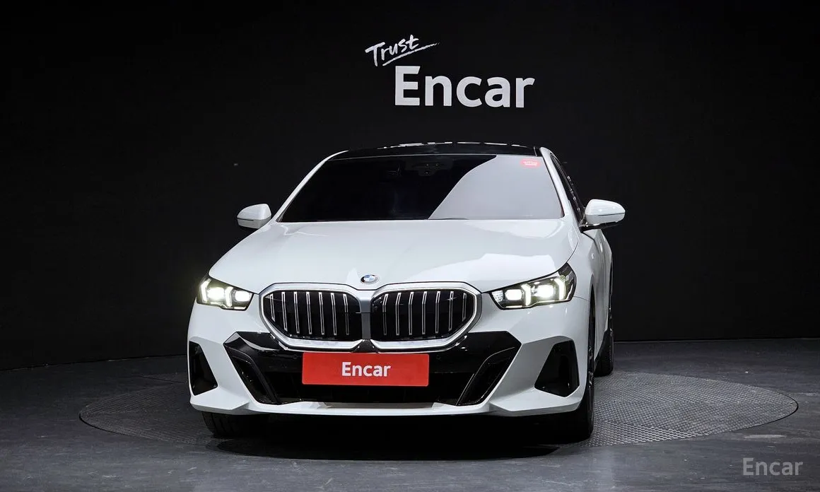 Фото 3 - BMW 5 Series