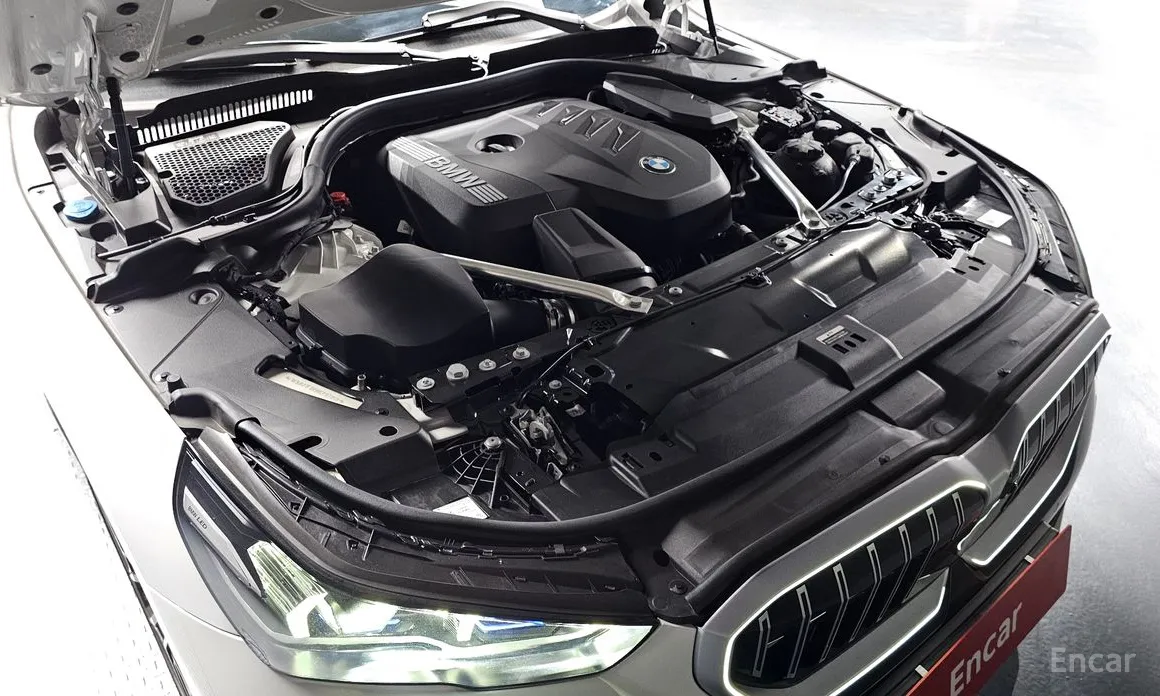 Фото 6 - BMW 5 Series