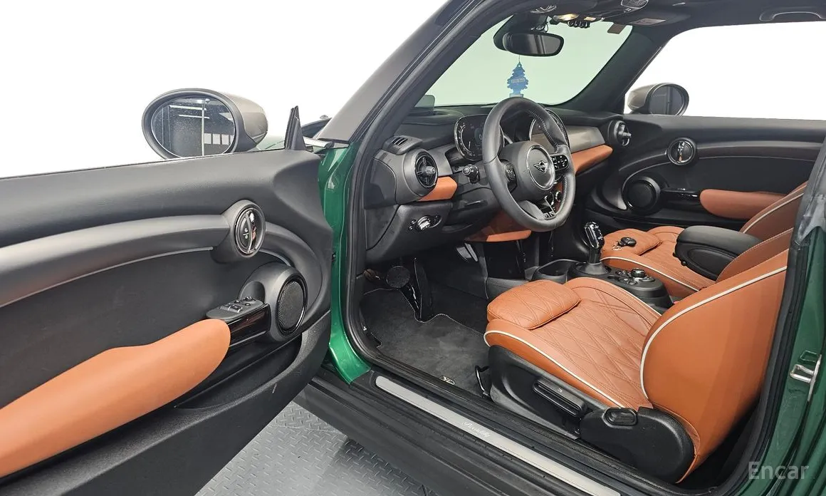 Фото 10 - Mini Cooper