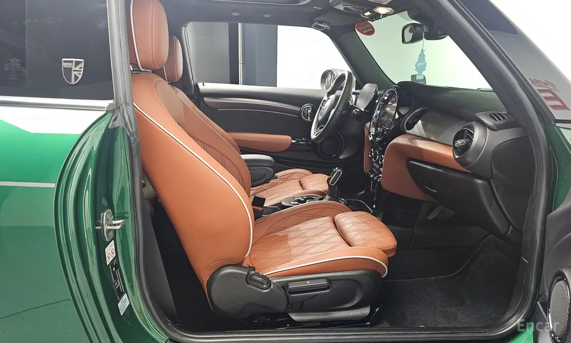 Фото 11 - Mini Cooper