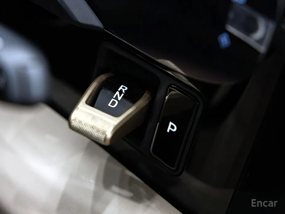 Фото 9 - Porsche Taycan