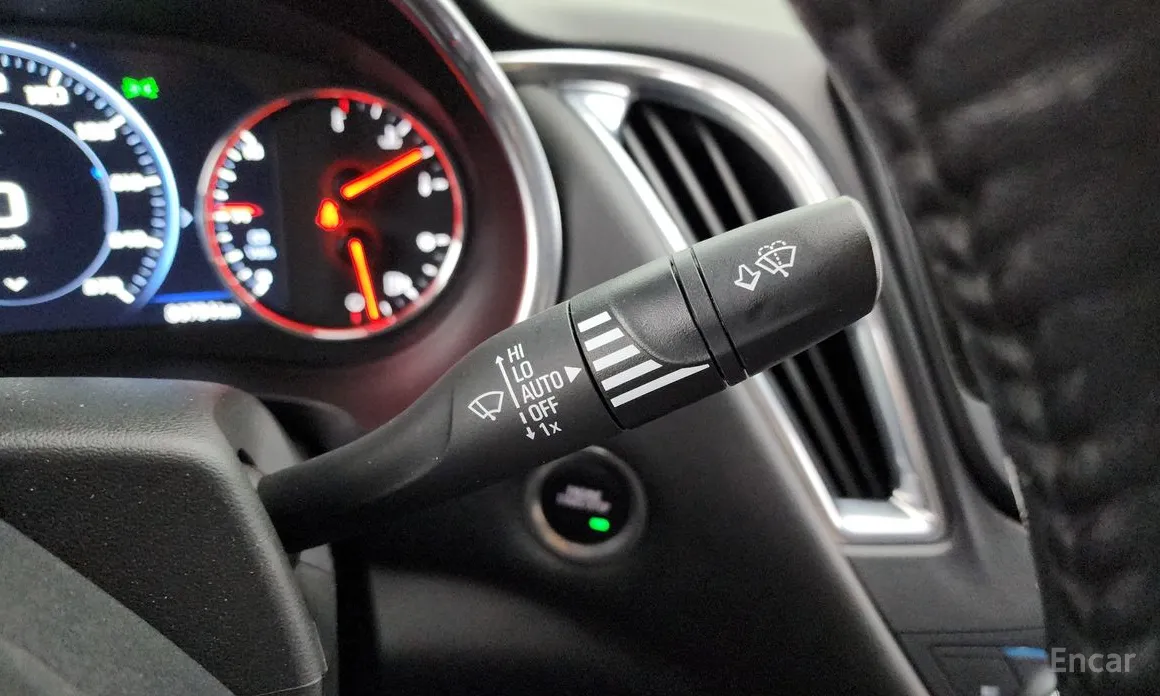 Фото 17 - Chevrolet Malibu