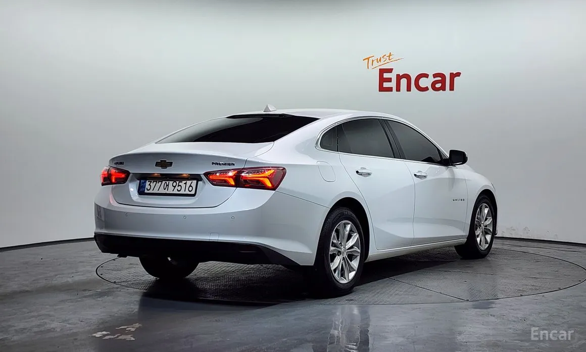 Фото 2 - Chevrolet Malibu