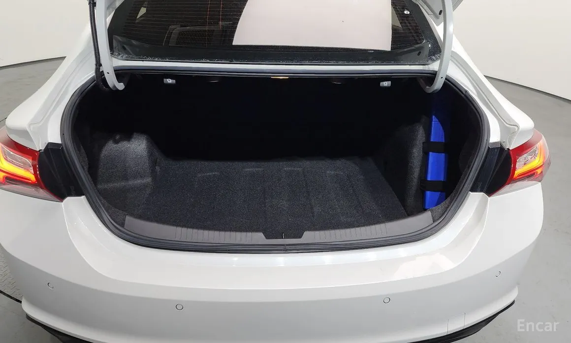 Фото 20 - Chevrolet Malibu