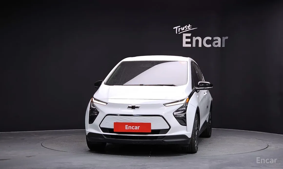 Photo 3 - Chevrolet Bolt EV