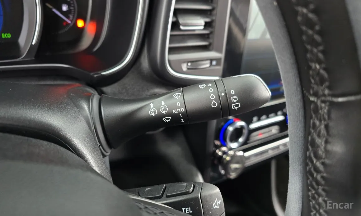 Photo 18 - Renault QM6