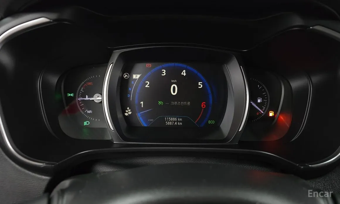 Photo 8 - Renault QM6