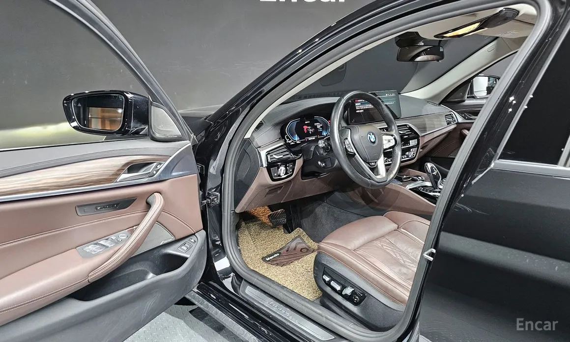 Фото 11 - BMW 5 Series