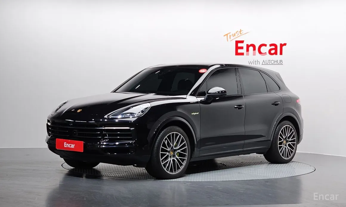 Фото 1 - Porsche Cayenne