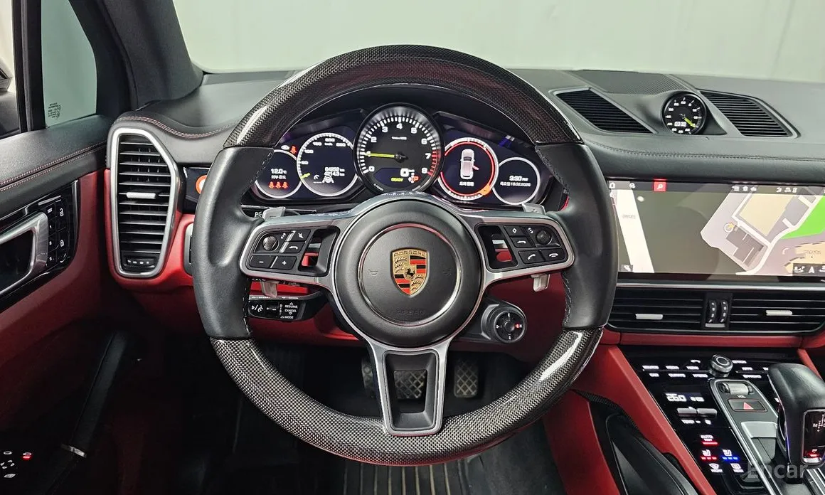 Фото 13 - Porsche Cayenne