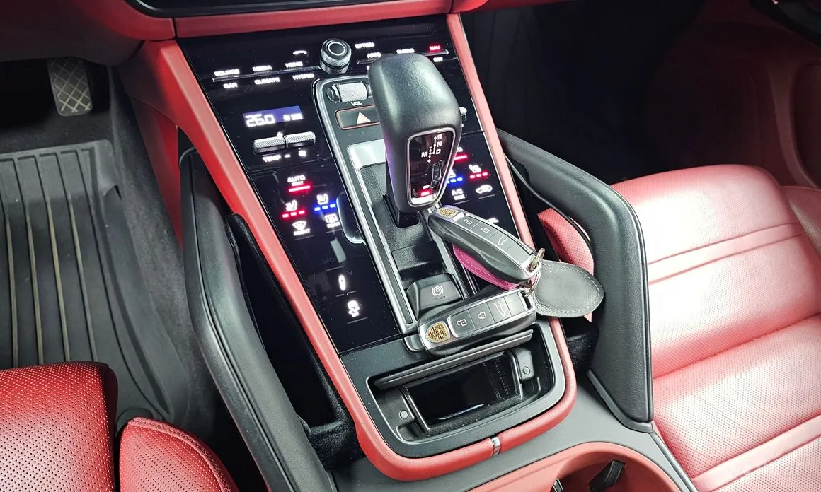 Фото 9 - Porsche Cayenne