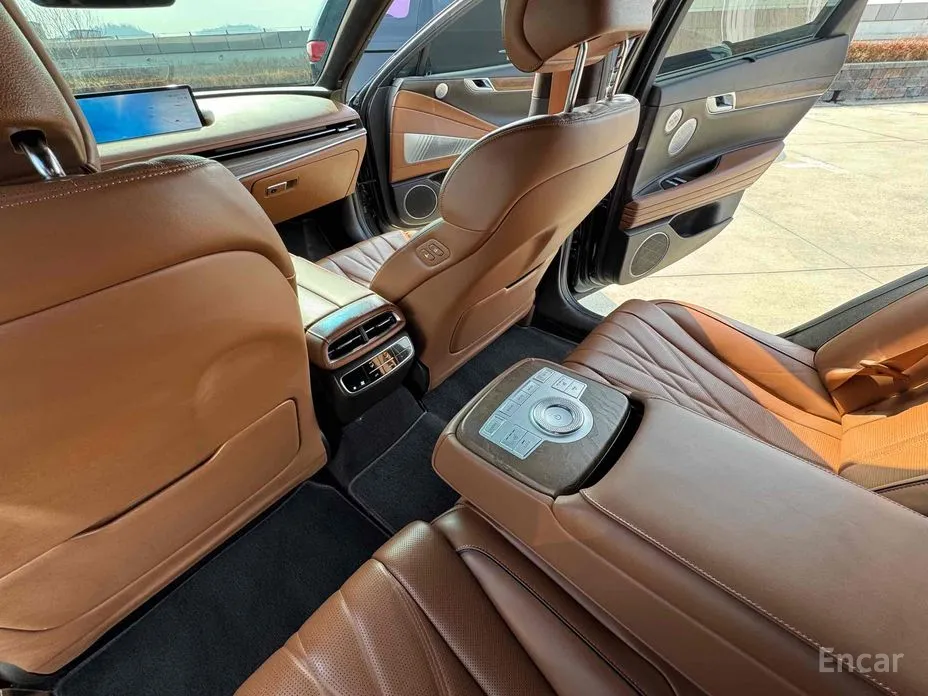 Фото 14 - Genesis G80