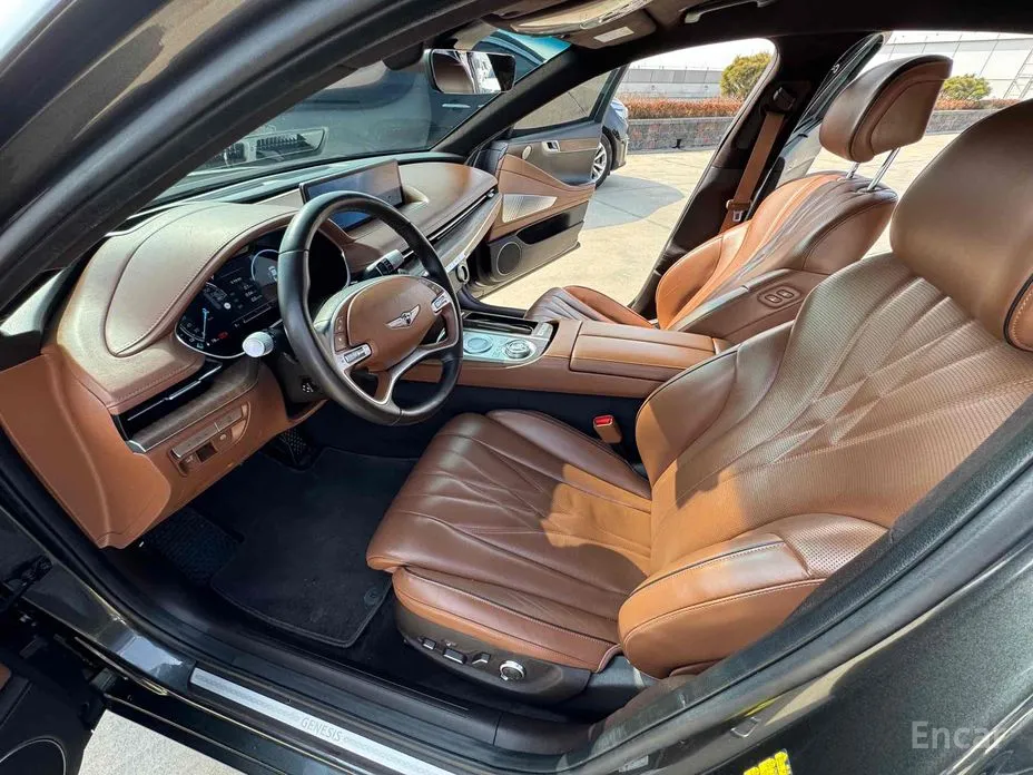 Фото 16 - Genesis G80