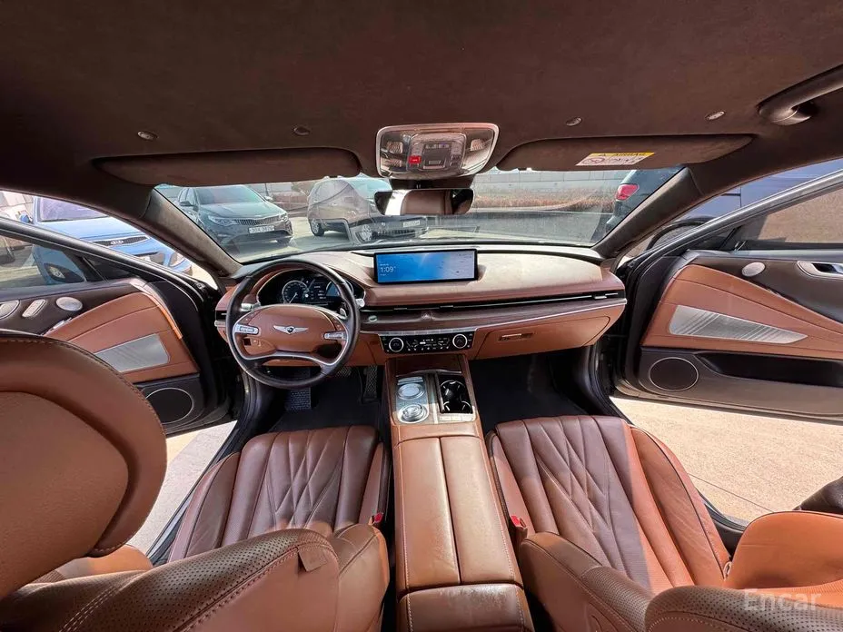 Фото 7 - Genesis G80