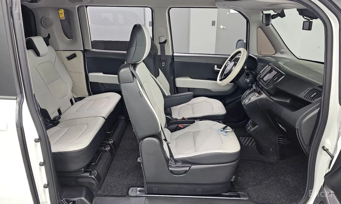 Фото 11 - Kia Ray