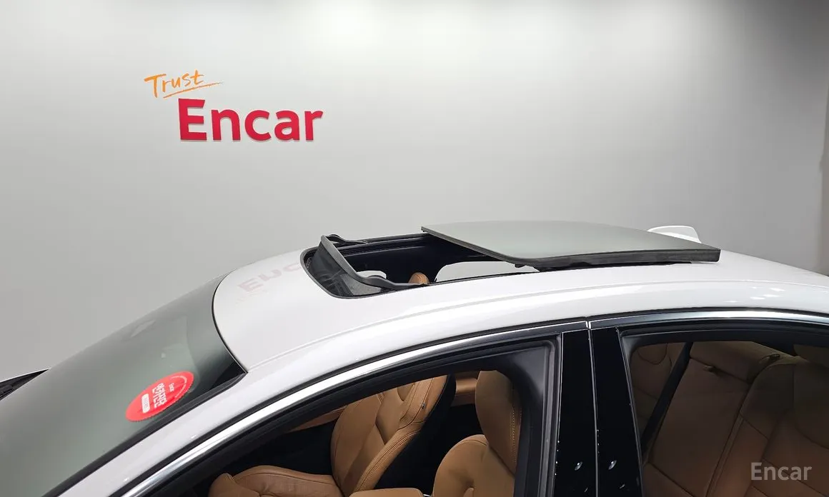 Фото 20 - Volvo S60