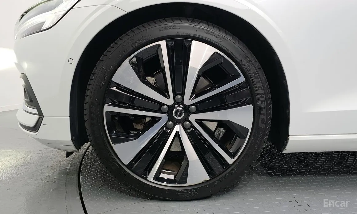 Фото 5 - Volvo S60