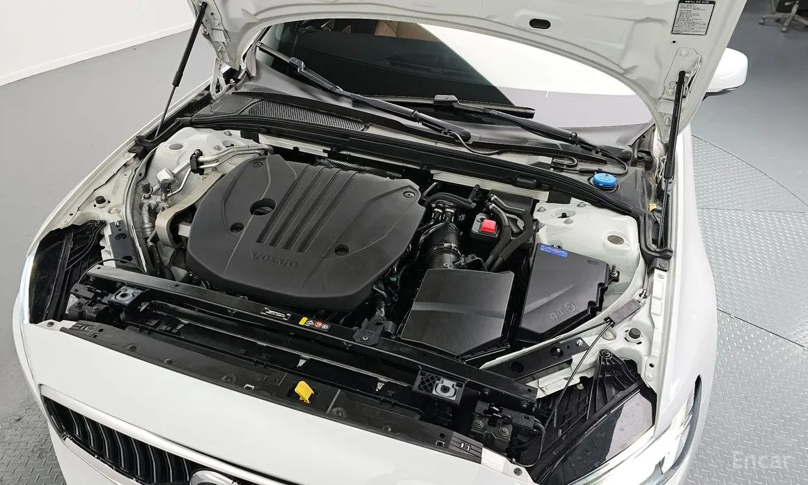 Фото 6 - Volvo S60