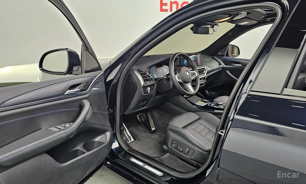 Фото 11 - BMW iX3