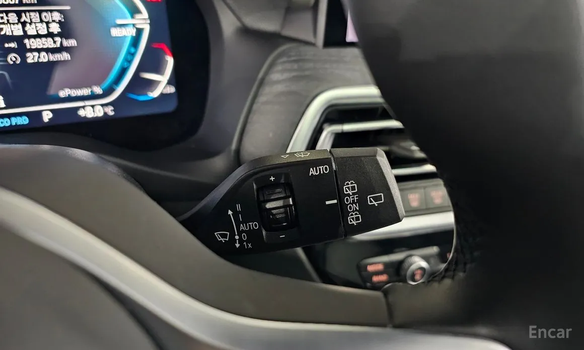 Фото 18 - BMW iX3