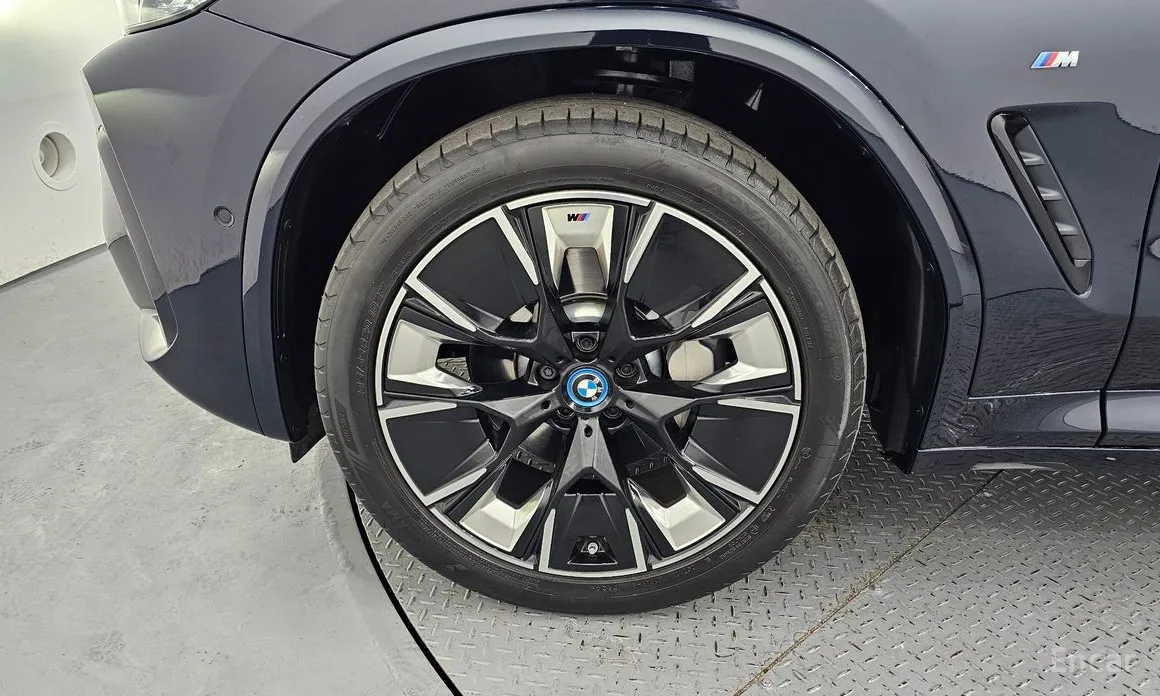 Фото 5 - BMW iX3