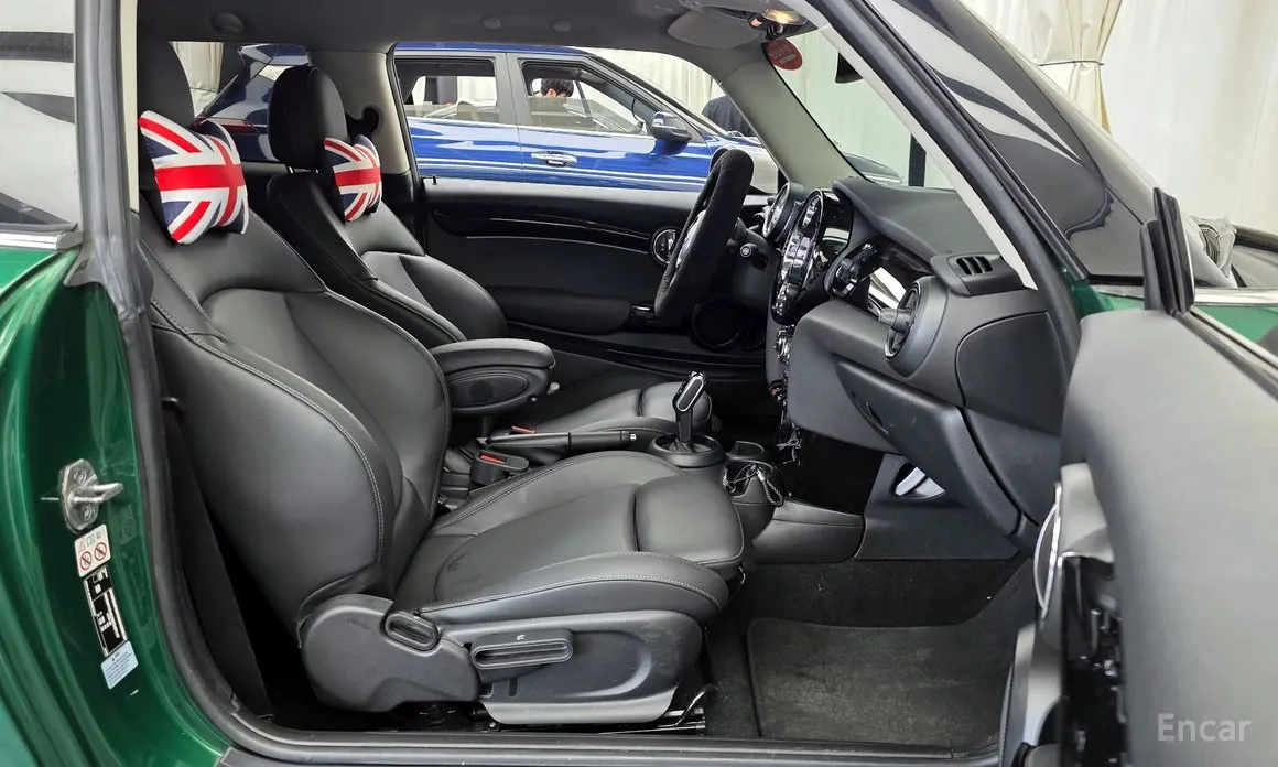 Фото 11 - Mini Cooper