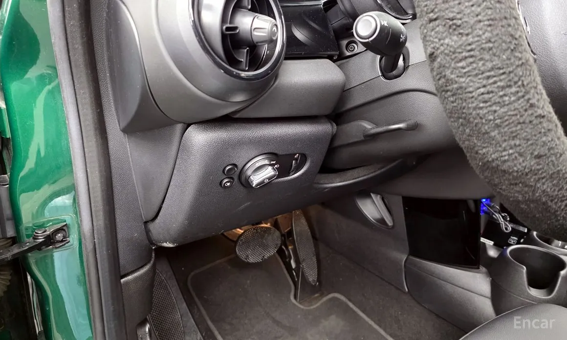 Фото 17 - Mini Cooper