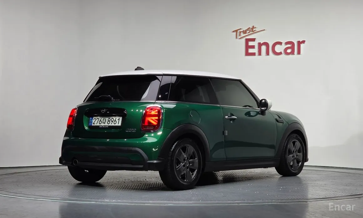 Фото 2 - Mini Cooper