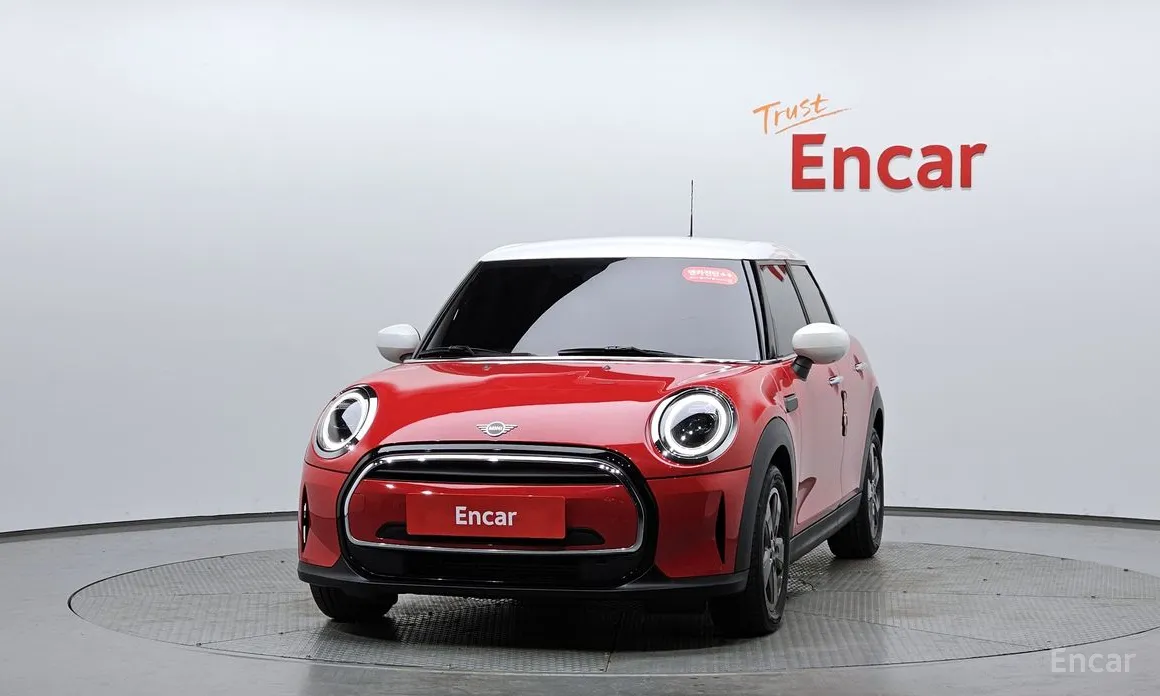 Фото 3 - Mini Cooper