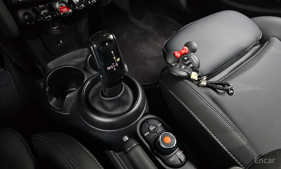 Фото 9 - Mini Cooper