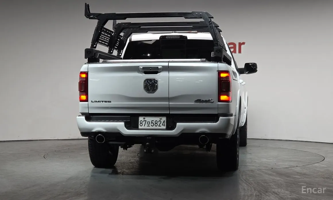 Фото 4 - Dodge Ram Pickup