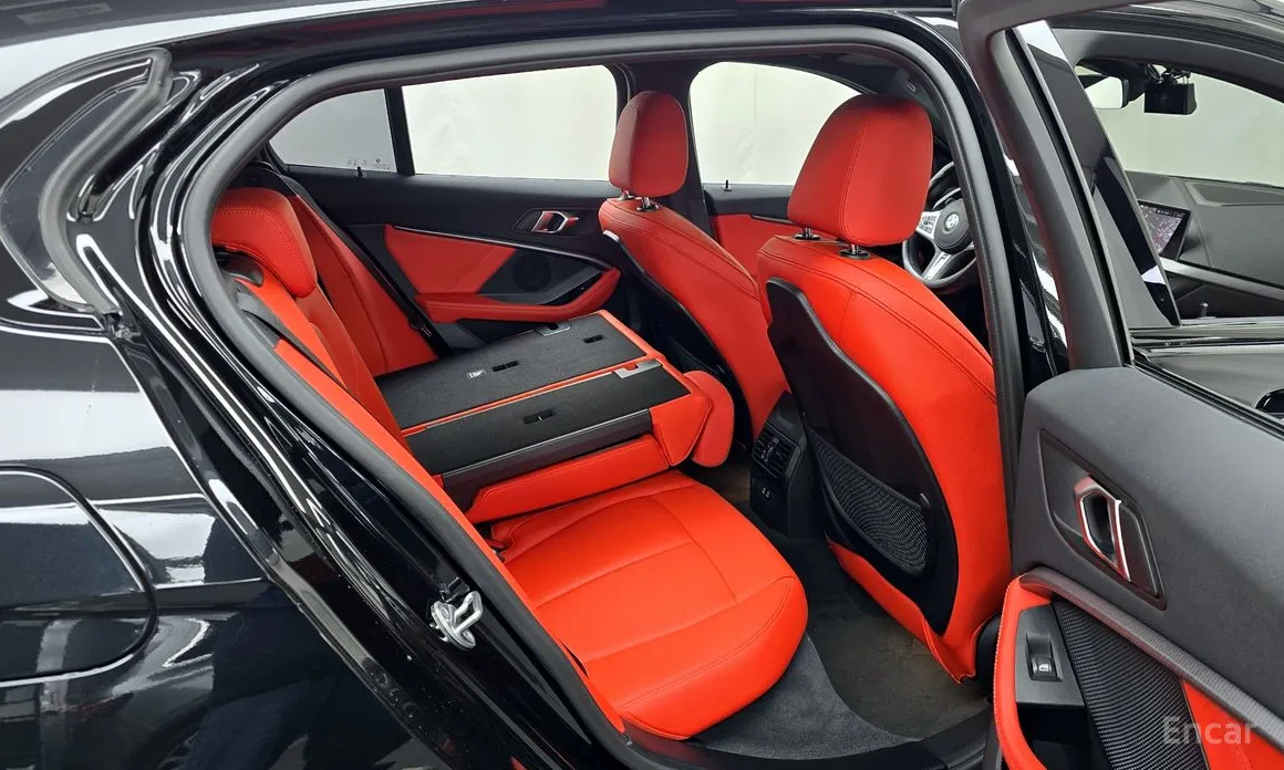 Фото 12 - BMW 1 Series