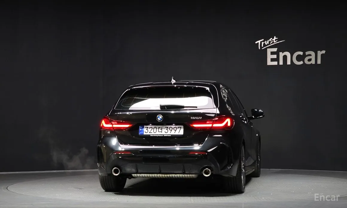 Фото 4 - BMW 1 Series