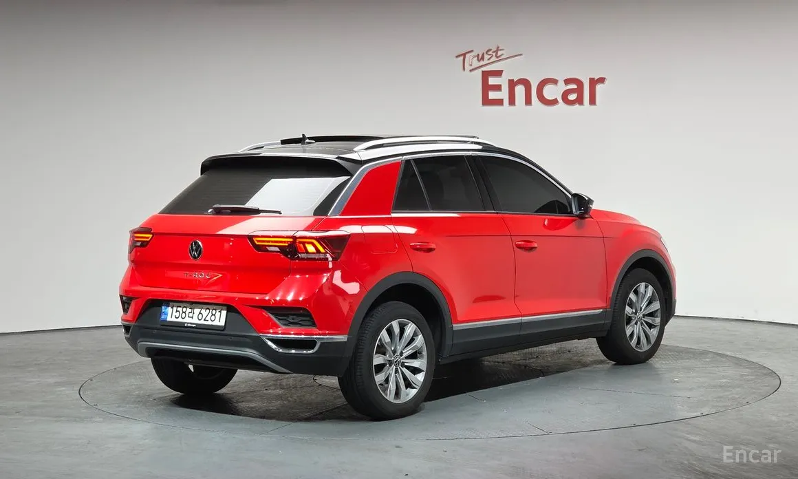 Фото 2 - Volkswagen T-Roc