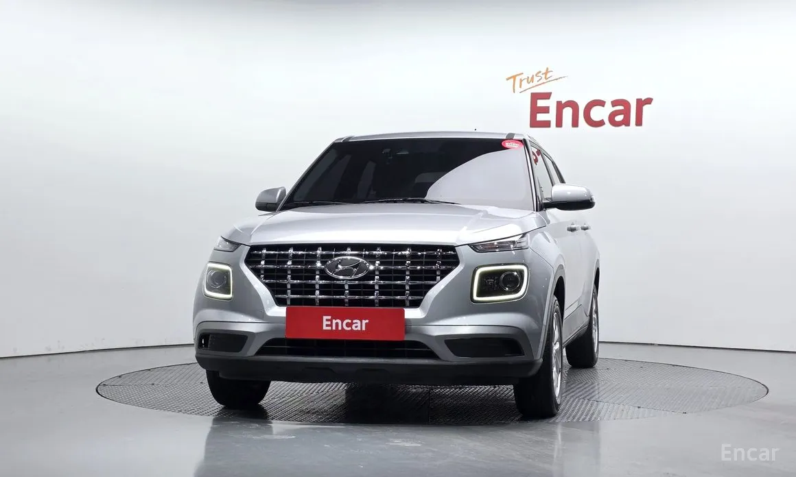 Фото 3 - Hyundai Venue