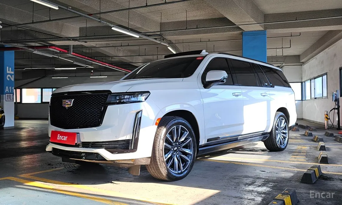 Фото 1 - Cadillac Escalade