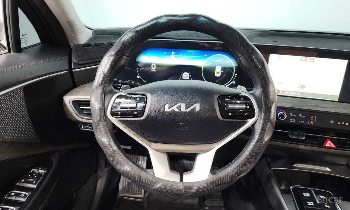 Фото 13 - Kia K8