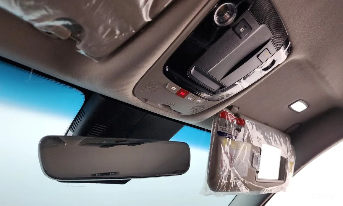 Фото 19 - Kia K8