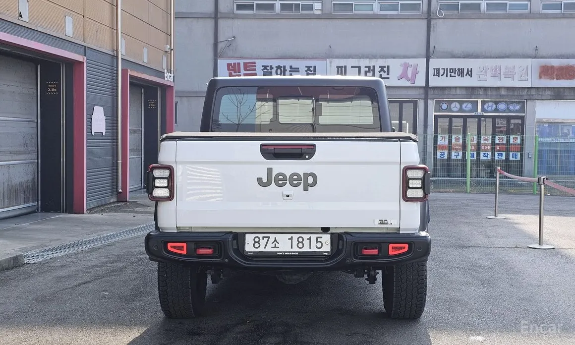 Фото 4 - Jeep Gladiator