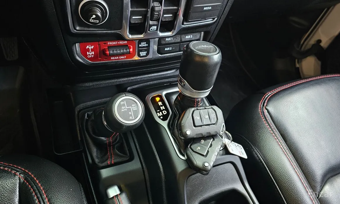 Фото 9 - Jeep Gladiator