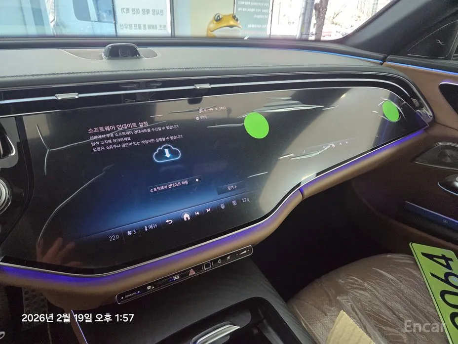 Фото 12 - Mercedes-Benz E-Class