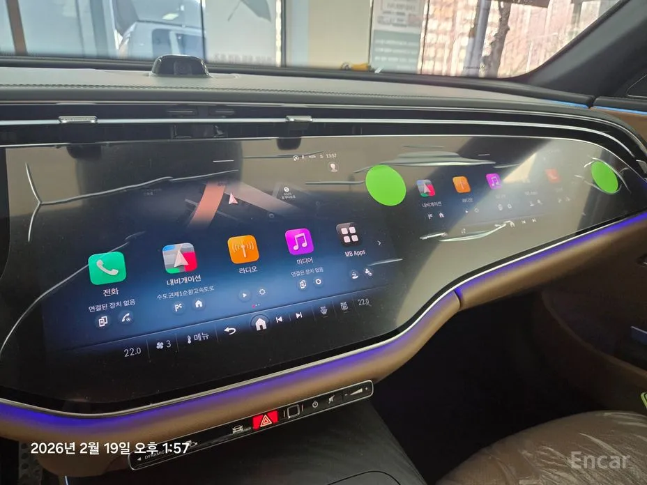 Фото 13 - Mercedes-Benz E-Class